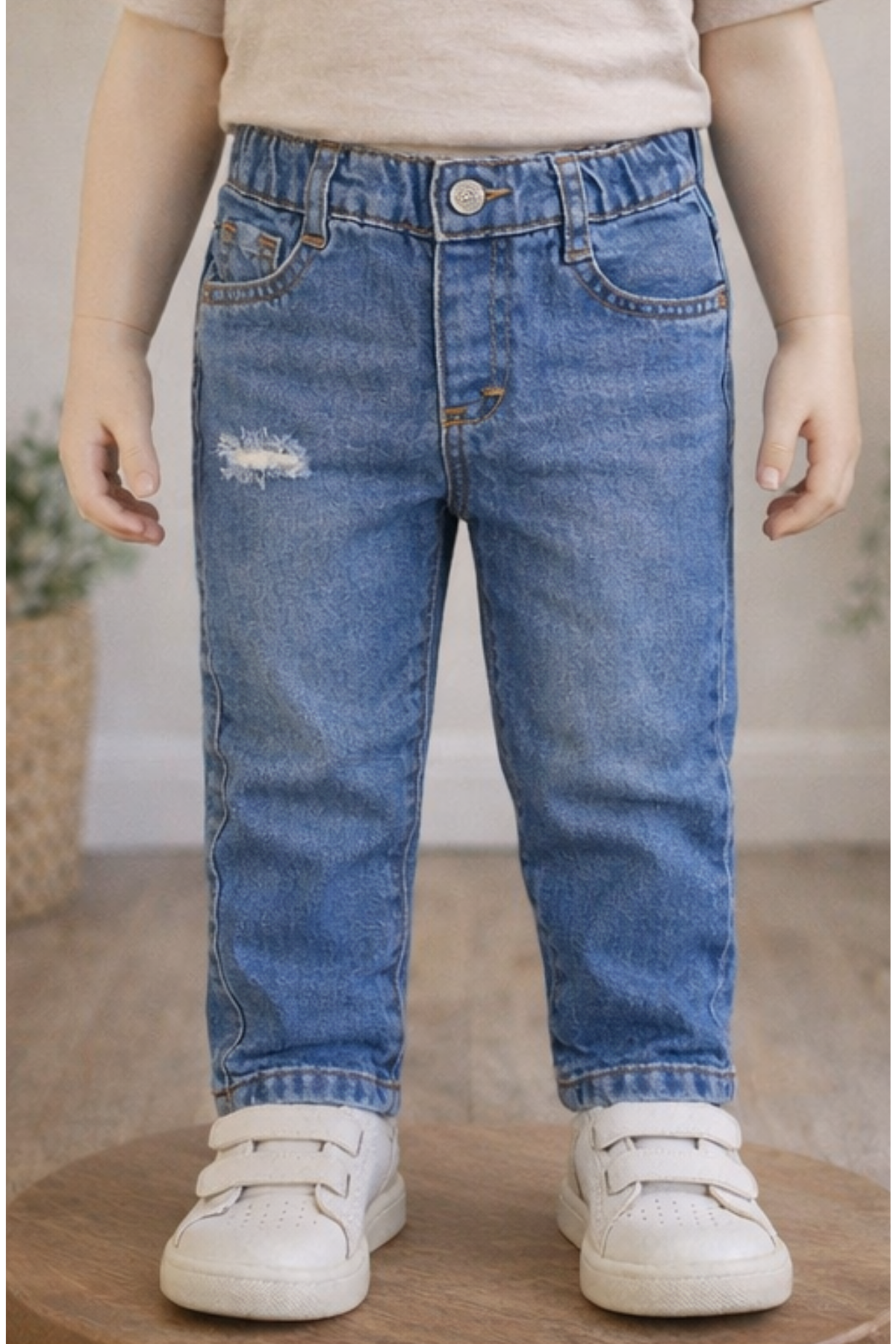 Erkek Çocuk Yırtık Desenli Mavi Kot Pantolon